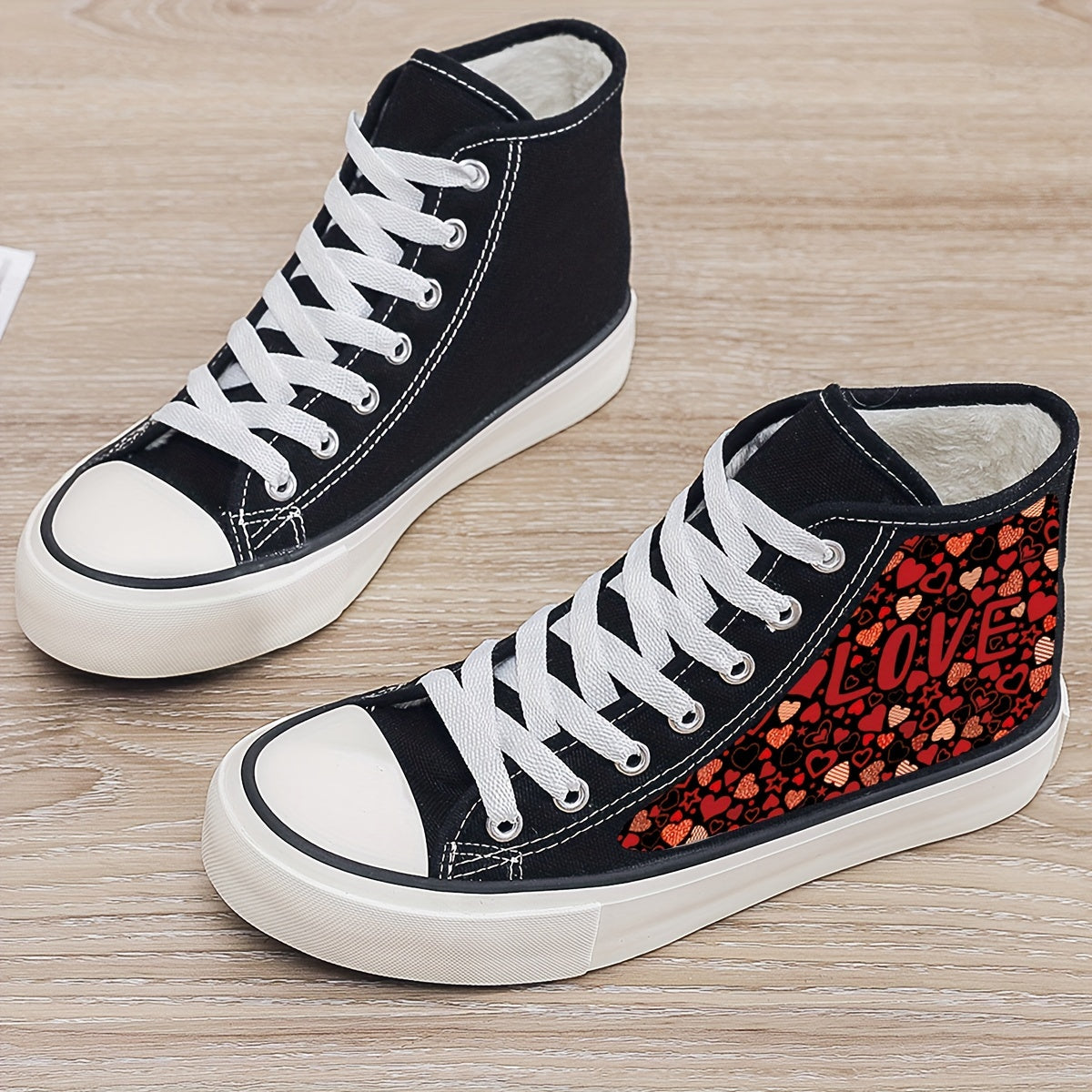 Girl's High Top Love Heart Pattern Skate Shoes With Warm Plush Lining