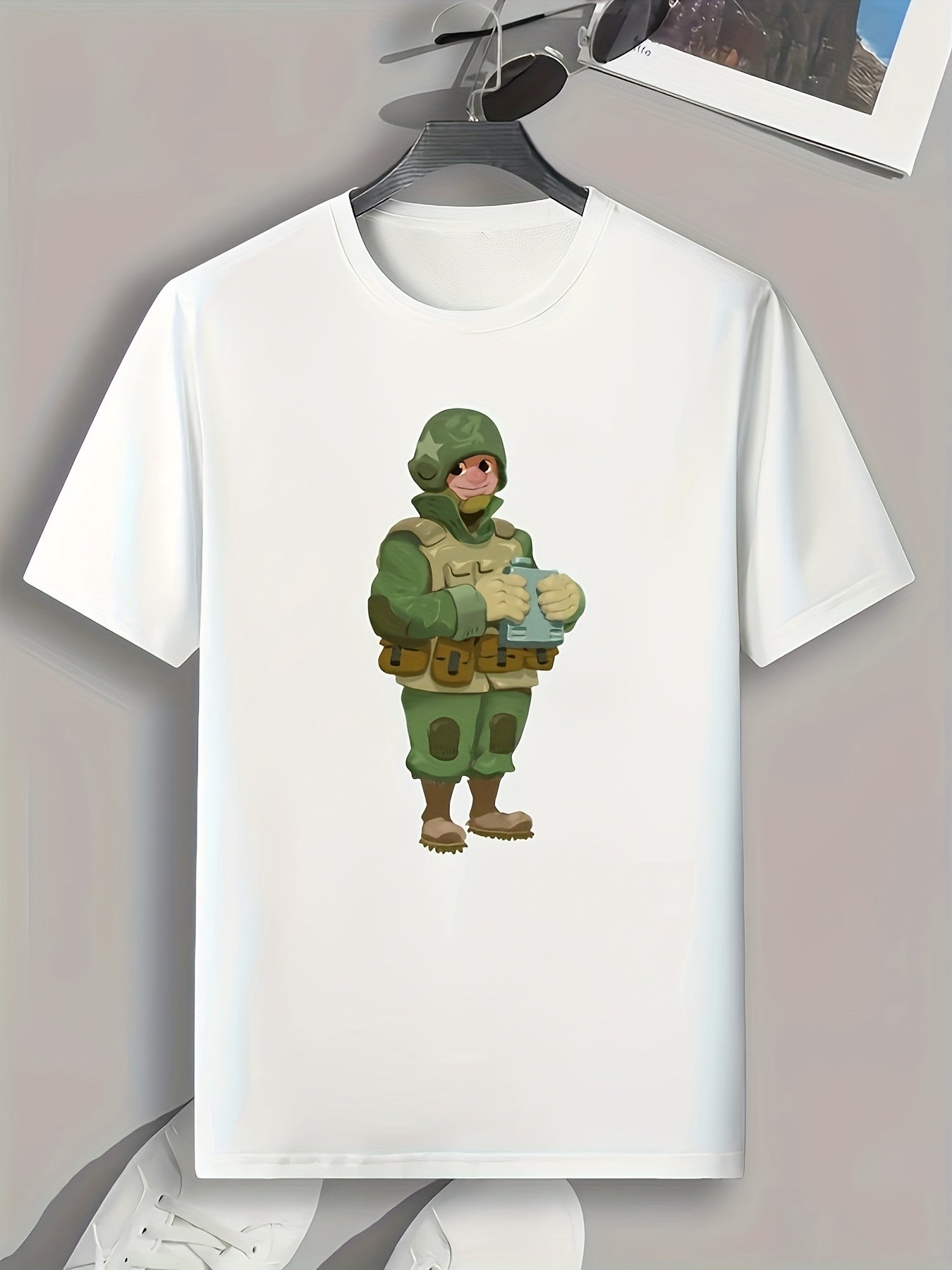 Soldier Print Men's Graphic T-shirt for Summer