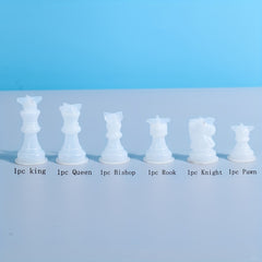 16pcs Chess Piece Resin Silicone Mold Kit