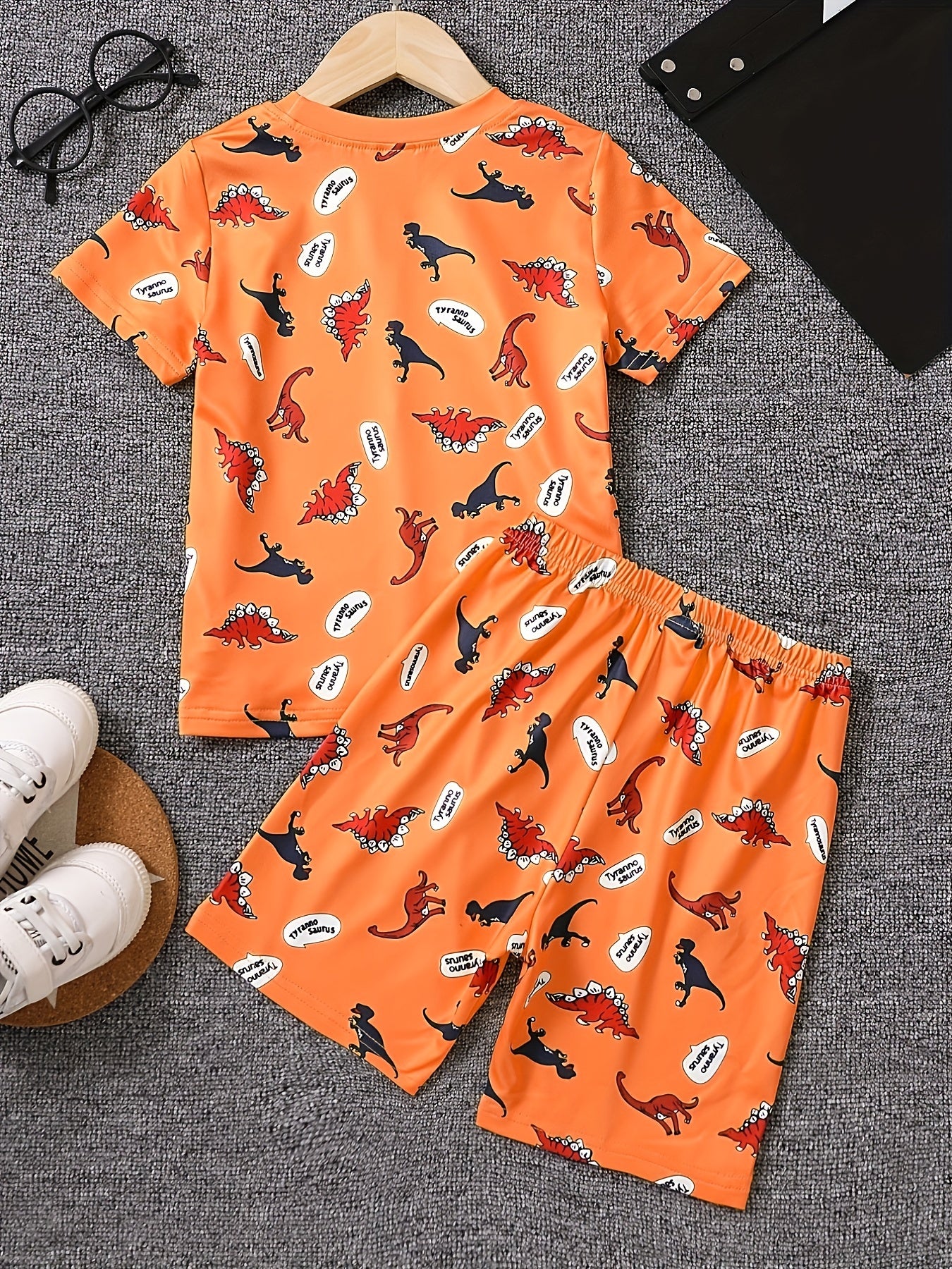 Boys Dinosaur Graphic Print T-shirt & Shorts Set for Summer