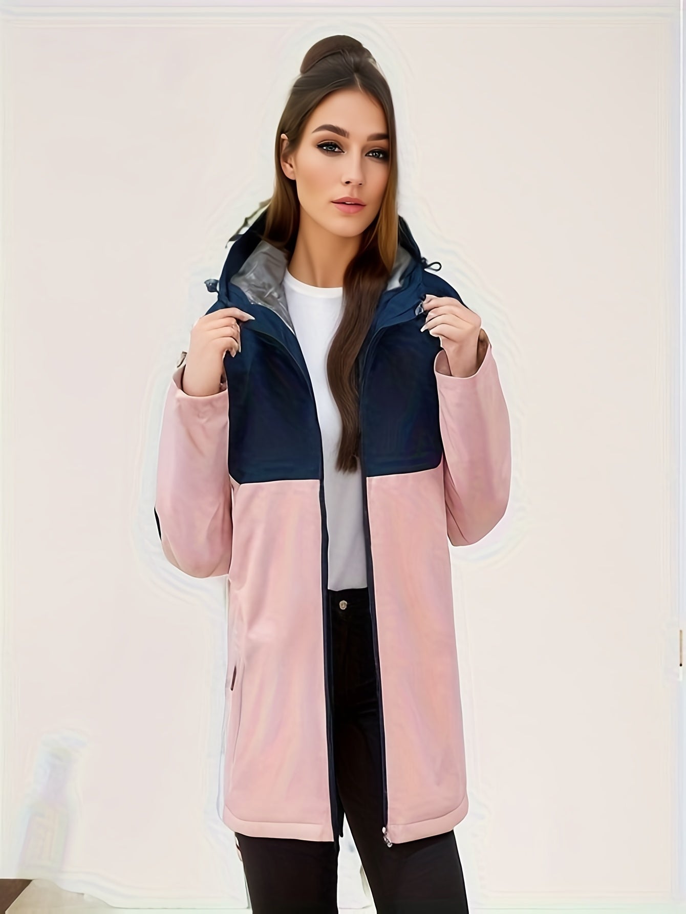 Women's Outdoor Sports Jacket Windproof Rainproof Hooded Jacket
