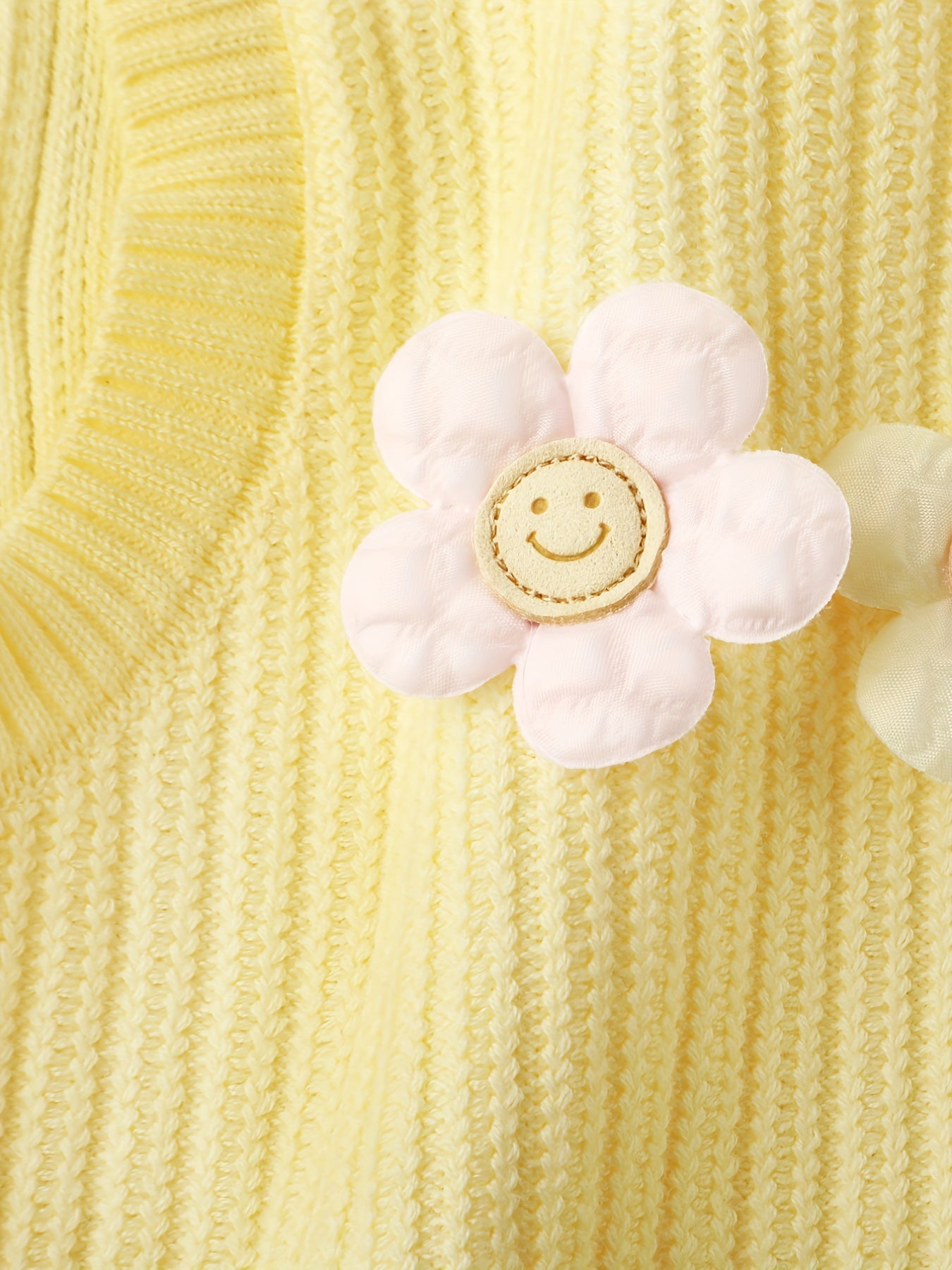 Flower Decor Round Neck Knit Vest for Baby Girls
