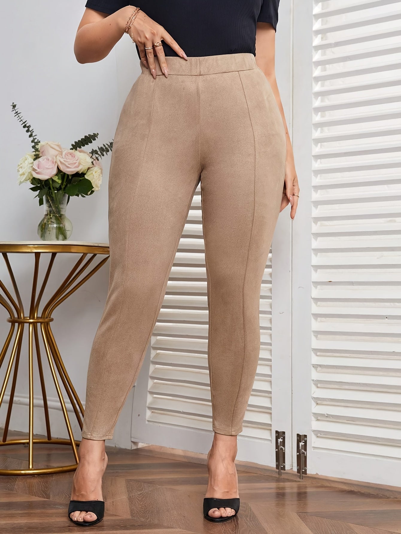 Solid High Waist Leggings with Seam Detail