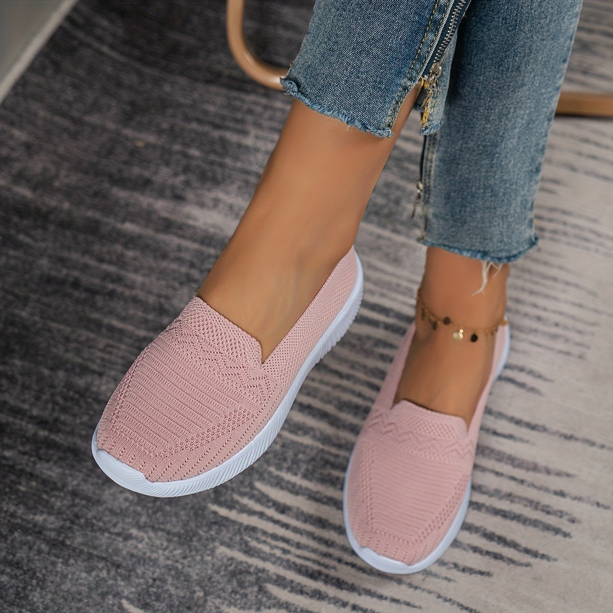 Women's Breathable Mesh Slip-On Walking Shoes