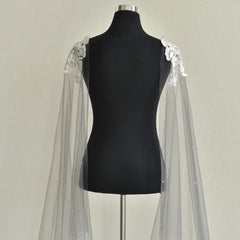 Lace Appliqu Bridal Veil with Pearls