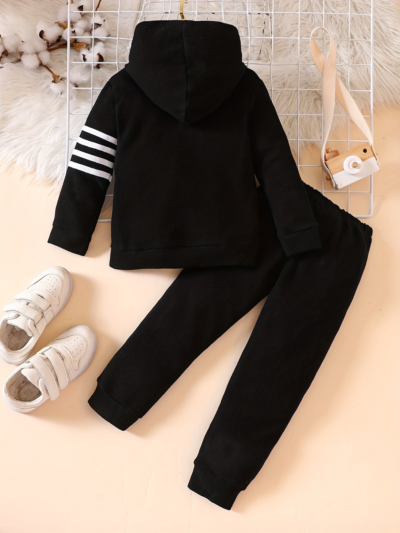 Boy's Stripe Pattern Hoodie & Sweatpants Set for Spring Fall