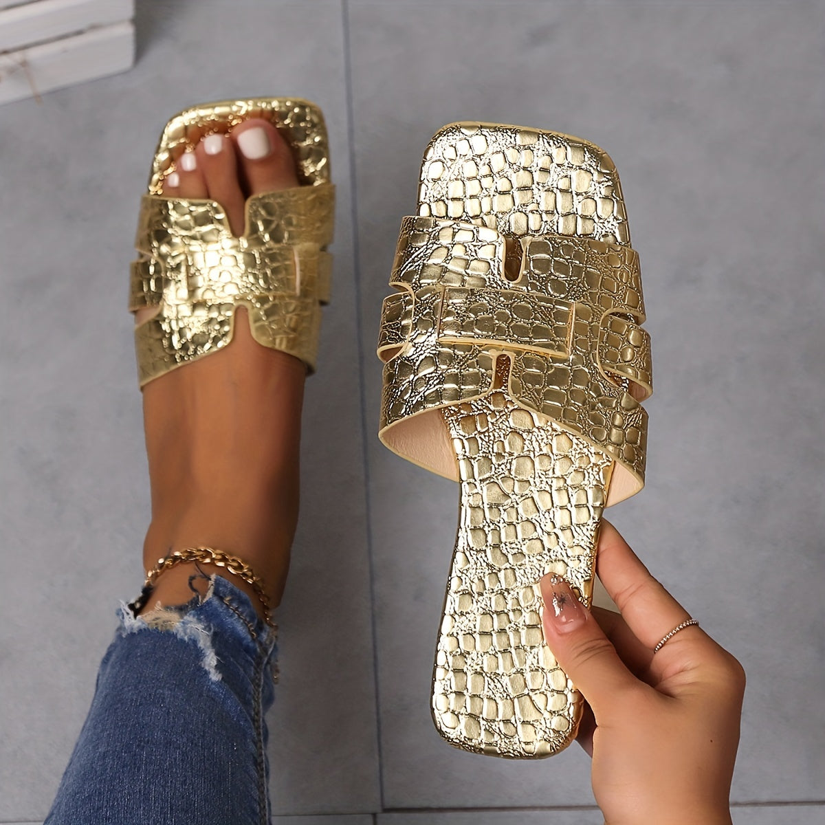 Crocodile Pattern Slide Sandals Flat Summer Shoes Square Toe Lightweight