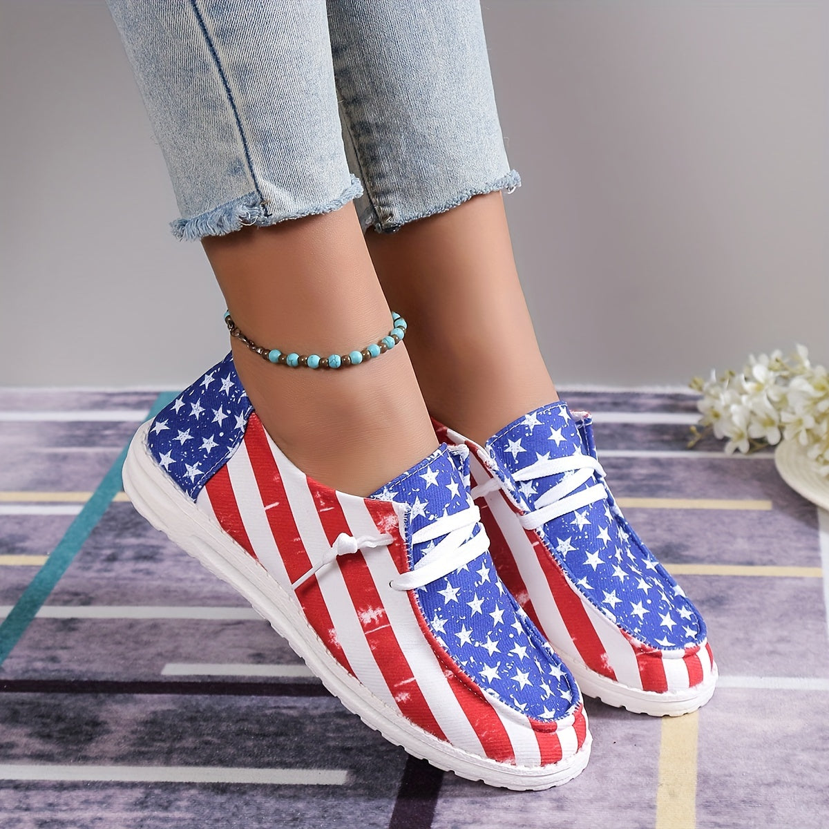 Women's Star & Striped Pattern Sneakers Lightweight Lace Up Canvas Shoes Casual