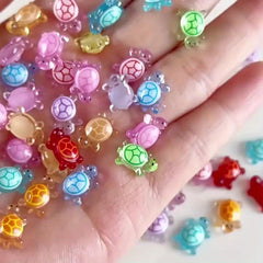 100pcs Glow in the Dark Mini Turtle Toys Multicolor Nail Art Charms