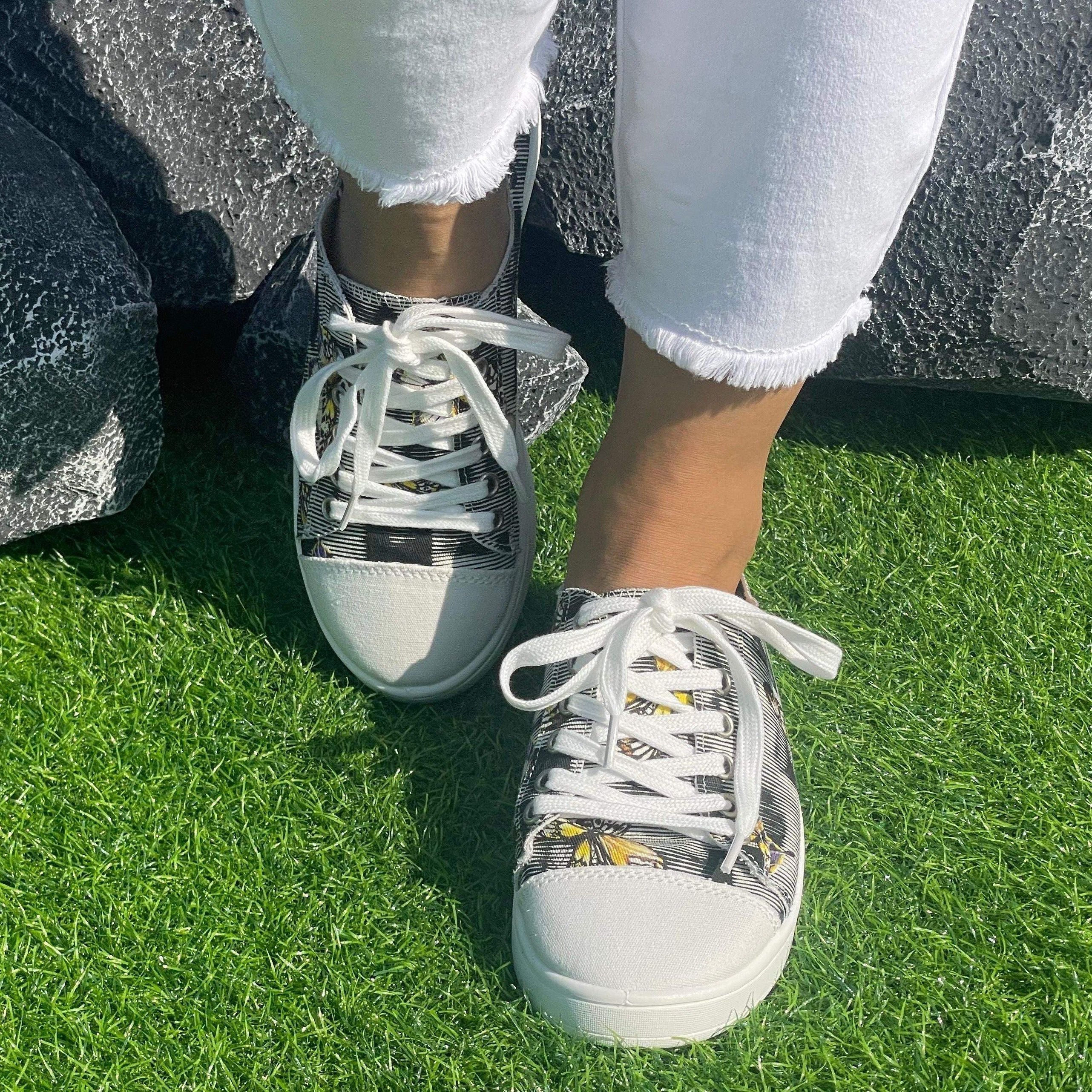 Stripe Butterfly Pattern Flat Shoes Women's Shallow Mouth Casual Shoes