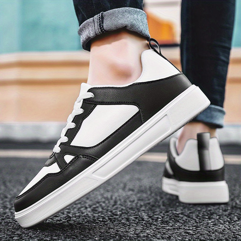 Men's Skate Shoes Lace-Up Sneakers with Good Traction