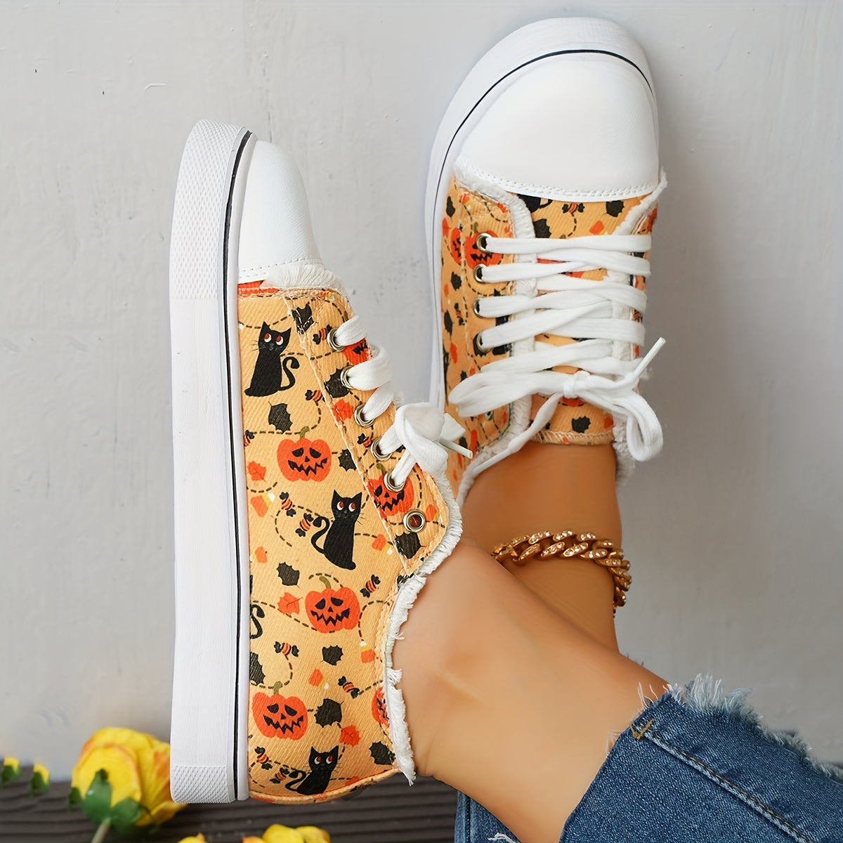 Women's Pumpkin & Cat Print Flats Halloween Lace Up Low Top Canvas Sneakers