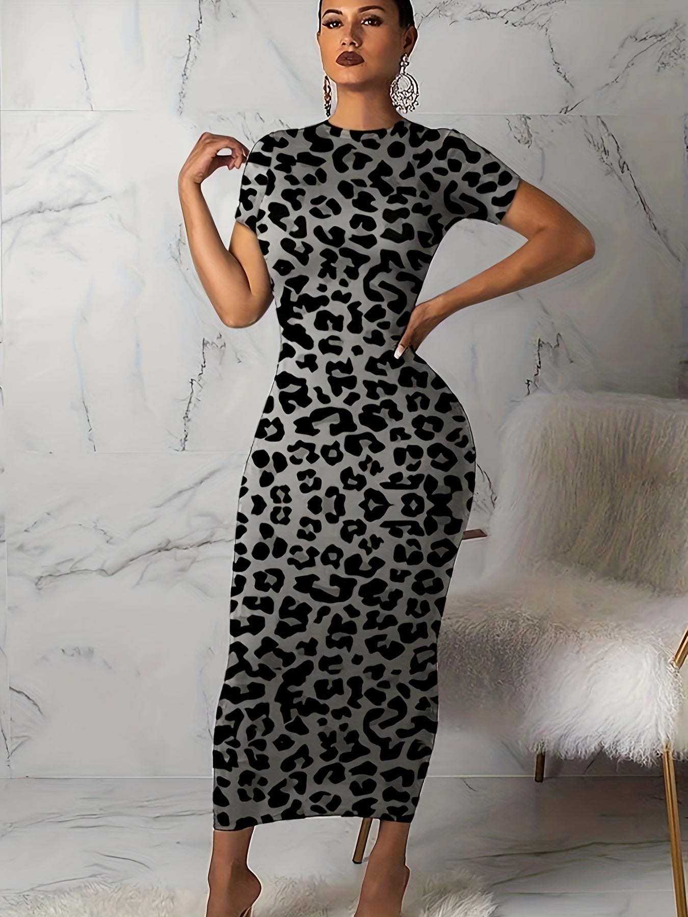 Leopard Print Short Sleeve Round Neck Skinny Dress