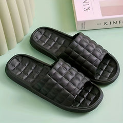 Women's Plaid Pattern Slides Soft Sole Quilted Lightweight Bath Shoes