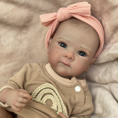 9" Lovely Bettie Full Body Vinyl Girl Doll - Realistic Eyelashes & Painted Hair