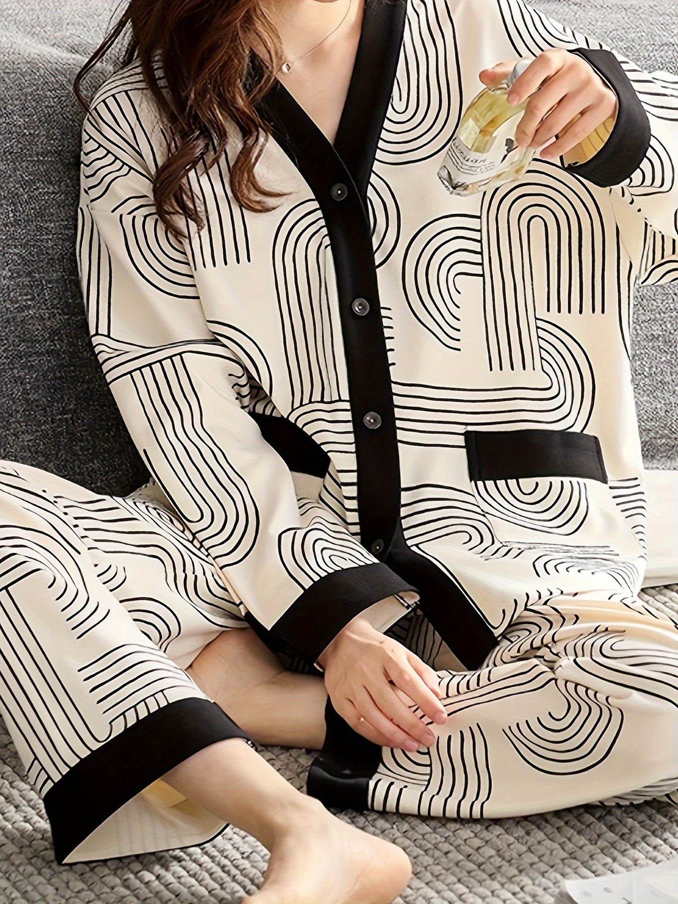 Geometric Print Pajama Set with Long Sleeve Top & Elastic Waistband Pants