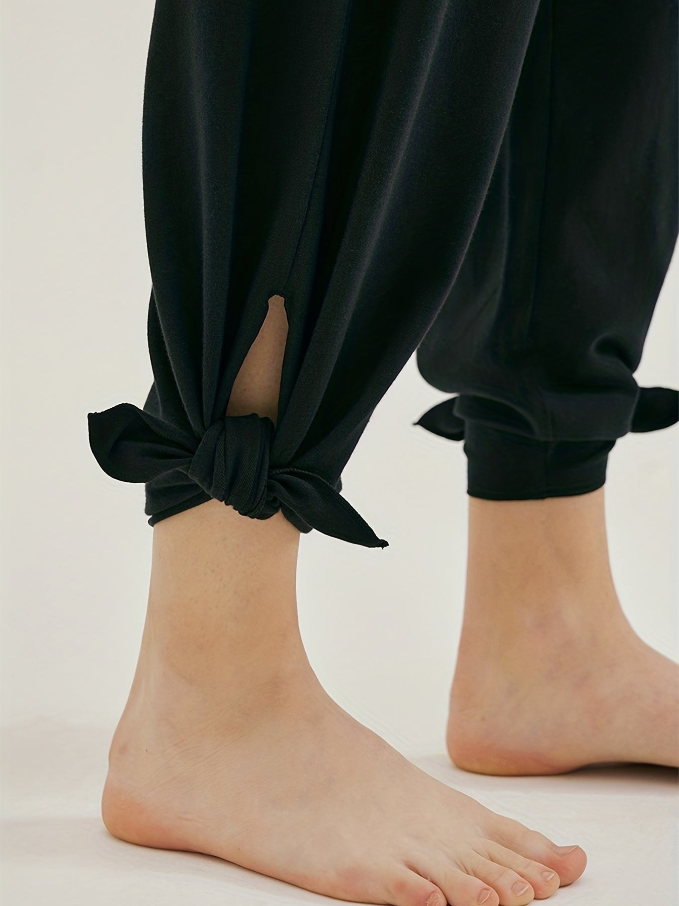 Women's Loose Wide Leg Sports Pants with Pockets