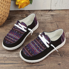 Women's Skate Shoes with Square Pattern Decoration