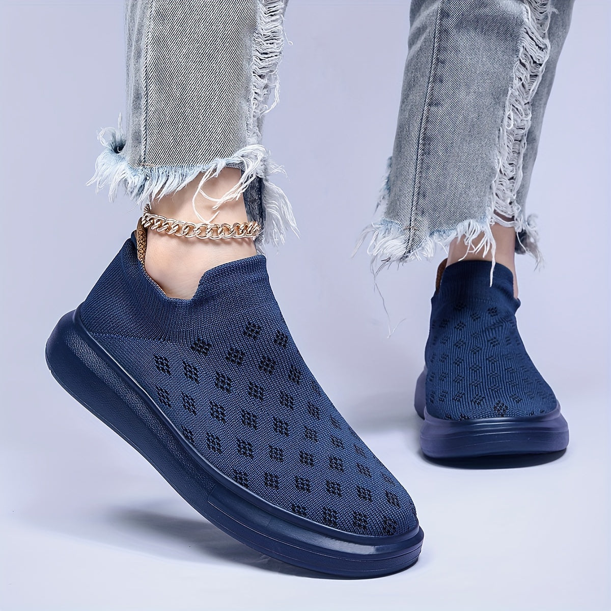 Women's Mesh Breathable Non slip Sports Shoes Lightweight Slip On Walking Shoes