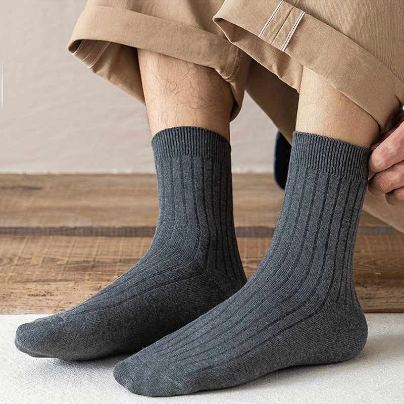 5 Pairs Men's Solid Crew Socks Breathable Casual Unisex Outdoor All Seasons