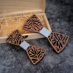 Retro Carved Walnut Wood Bow Tie Set for Father and Son