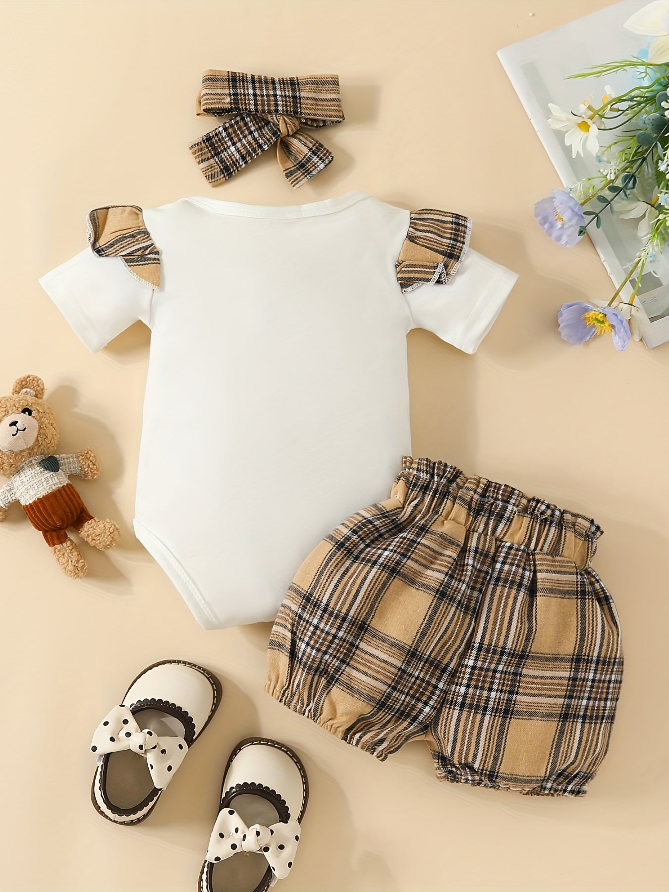 Baby Girls Plaid Bear T shirt & Bow Shorts Set