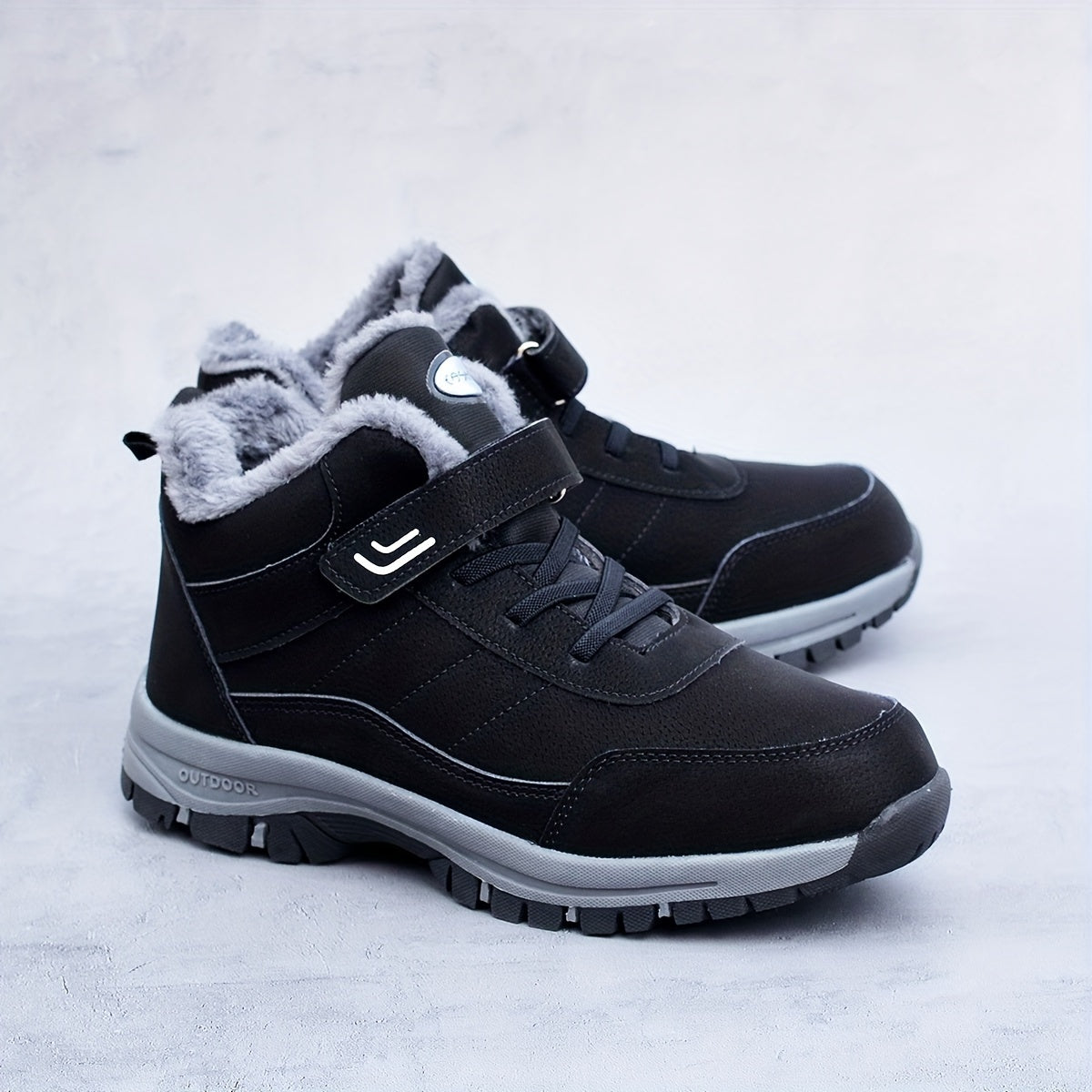 Non Slip Hiking Shoes Wear Resistant Shockproof Warm Camping Shoes