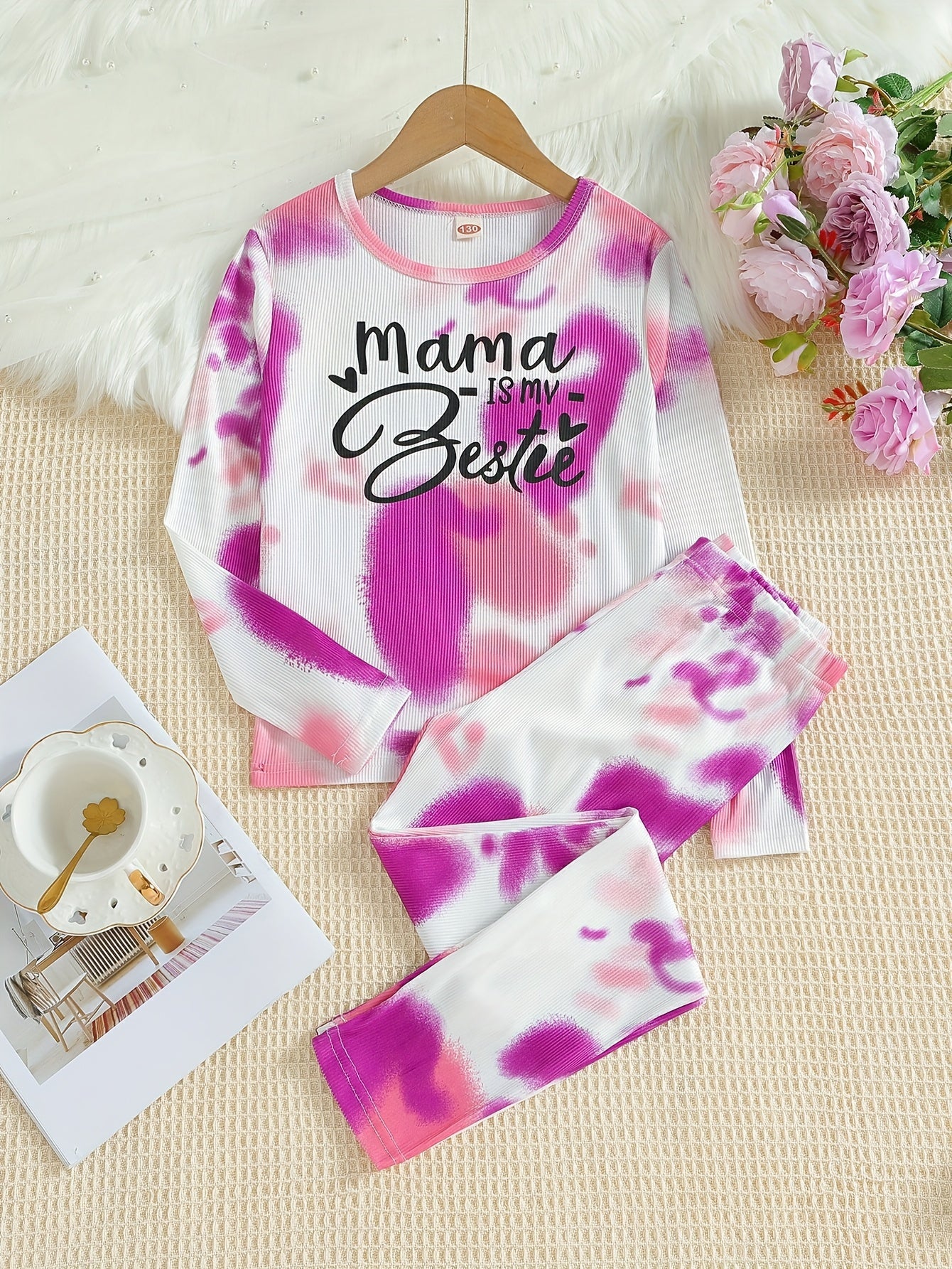 Kid's 2pcs MAMA IS MY BESTIE Print Pajamas Set
