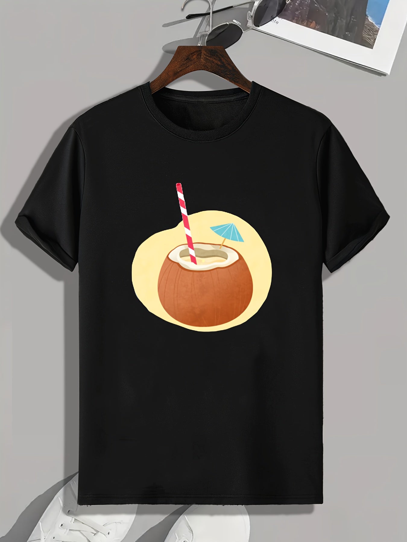 Coconut Juice Print Men's Graphic T-shirt for Summer
