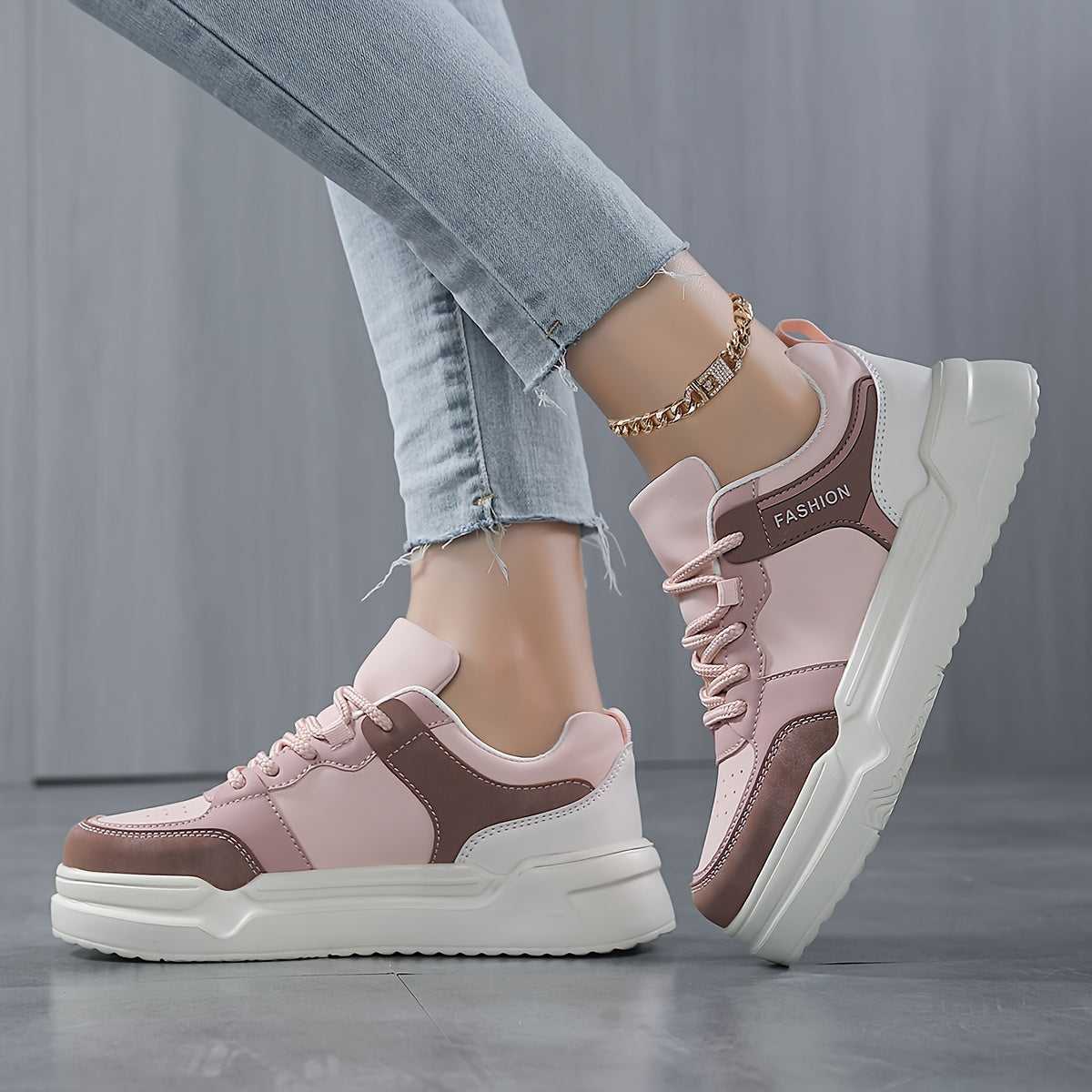 Women's Faux Leather Chunky Sneakers Casual Skate Shoes for Outdoor Sports