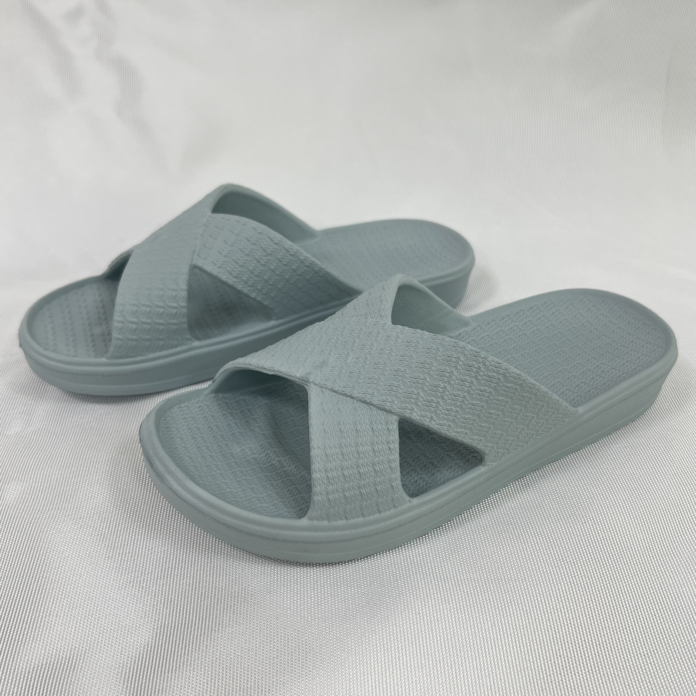 Women's Criss Cross Slides Soft Home Shoes