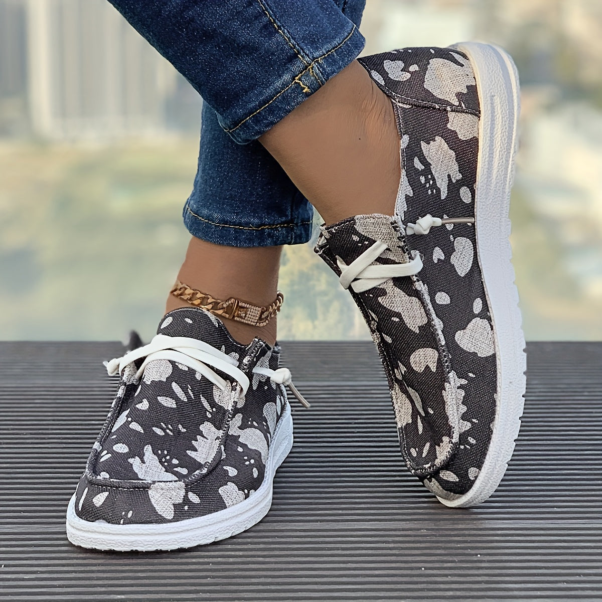 Women's Outdoor Skateboard Shoes with Cow Print