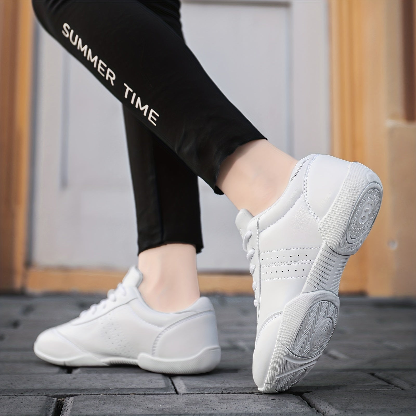 Girls' Lightweight Non Slip Cheer Shoes for Indoor Training