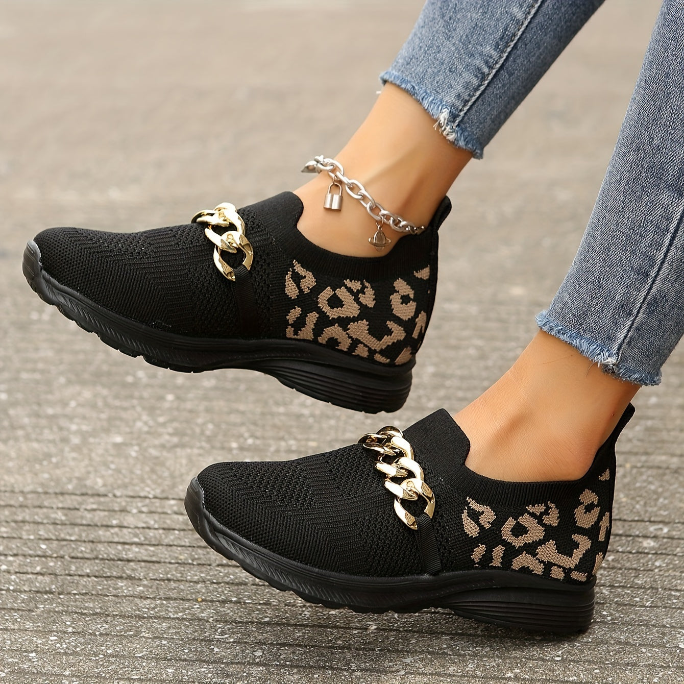 Women's Slip-On Road Running Shoes, Chain Decor, Breathable Mesh