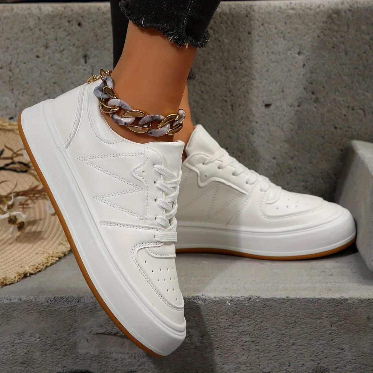 Women's Lace-Up Low Top Platform Sneakers