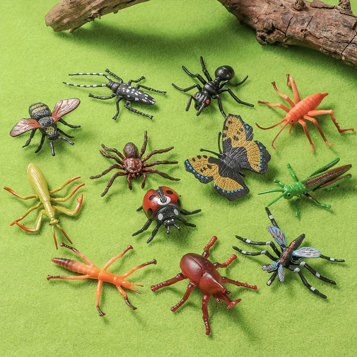 12pcs Realistic Insect Animals Model Set Educational Figurines Kids Toy