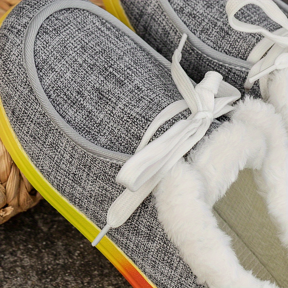 Women's Non-slip Warm Sneakers Low Top Sport Shoes