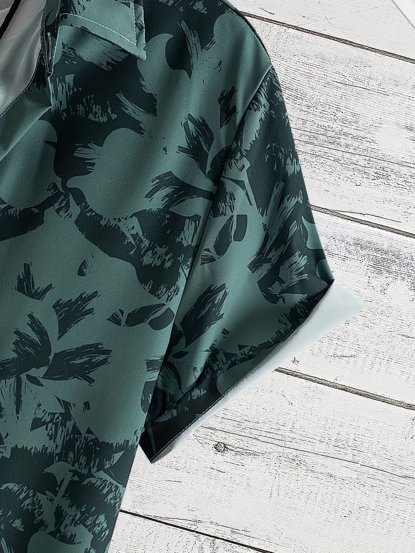 Flower Silhouette Pattern Men's Short Sleeve Hawaiian Shirt