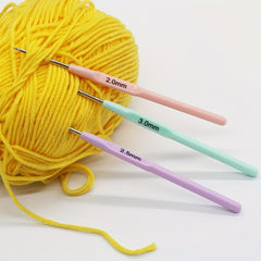 3pcs Crochet Hooks Plastics Handle Knitting Needles Yarn DIY Craft