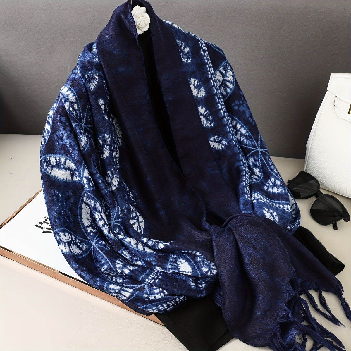 Vintage Warm Scarf Print Tassel Shawl for Autumn & Winter