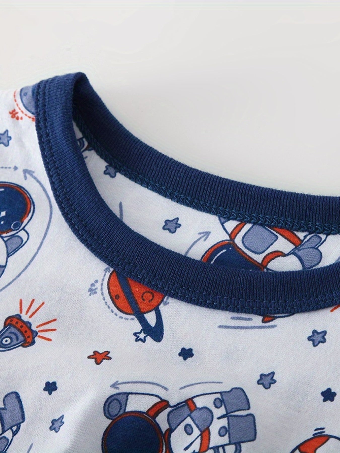 Boys Cartoon Astronaut Pajamas Set Long Sleeves Comfortable Homewear