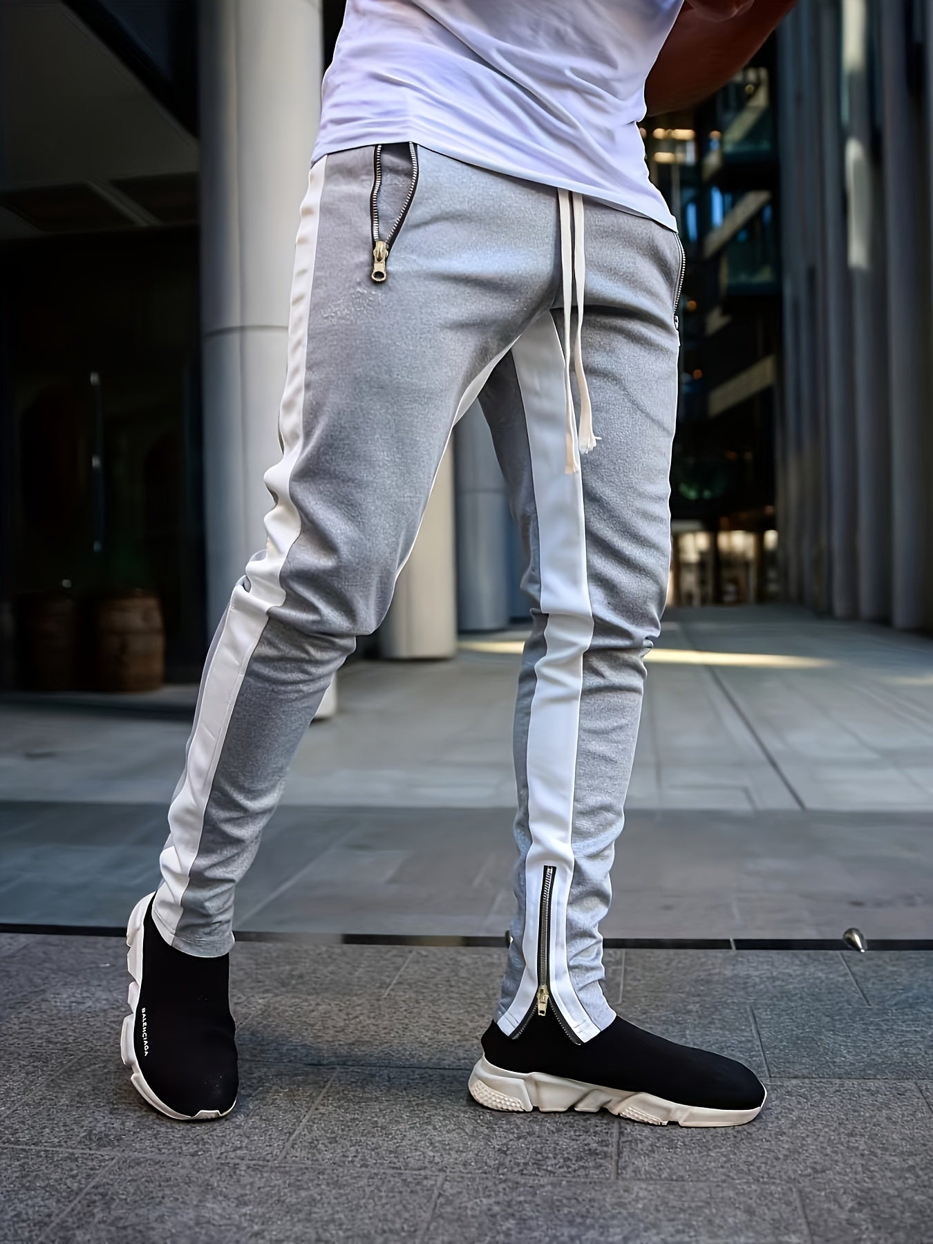 Chain Decoration Zipper Pocket Joggers Men's Casual Loose Fit Pants