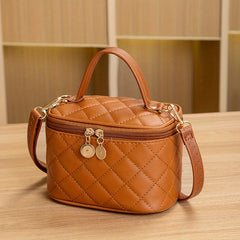Quilted Makeup Bag Portable PU Leather Storage Women's Wash Bag