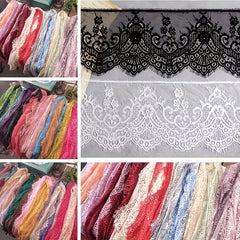 Chantilly Lace Trim Bridal Veil with Eyelash Edges