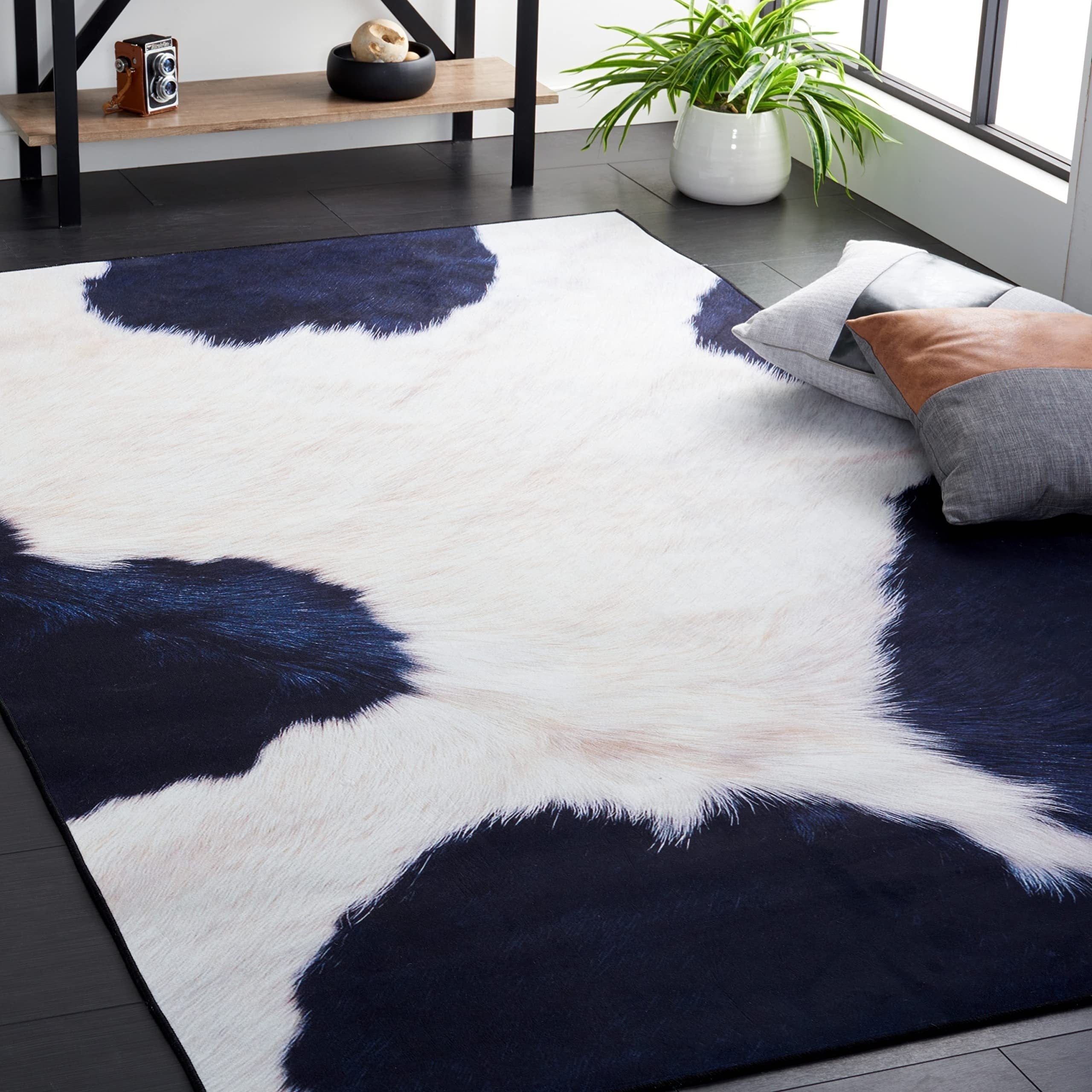 Non Slip Cow Print Velvet Rug Soft Shaggy Carpet for Living Room Bedroom