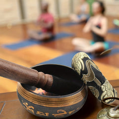 Singing Bowl Set 8 0 Cm Handcrafted In Nepal For Healing And Mindfulness