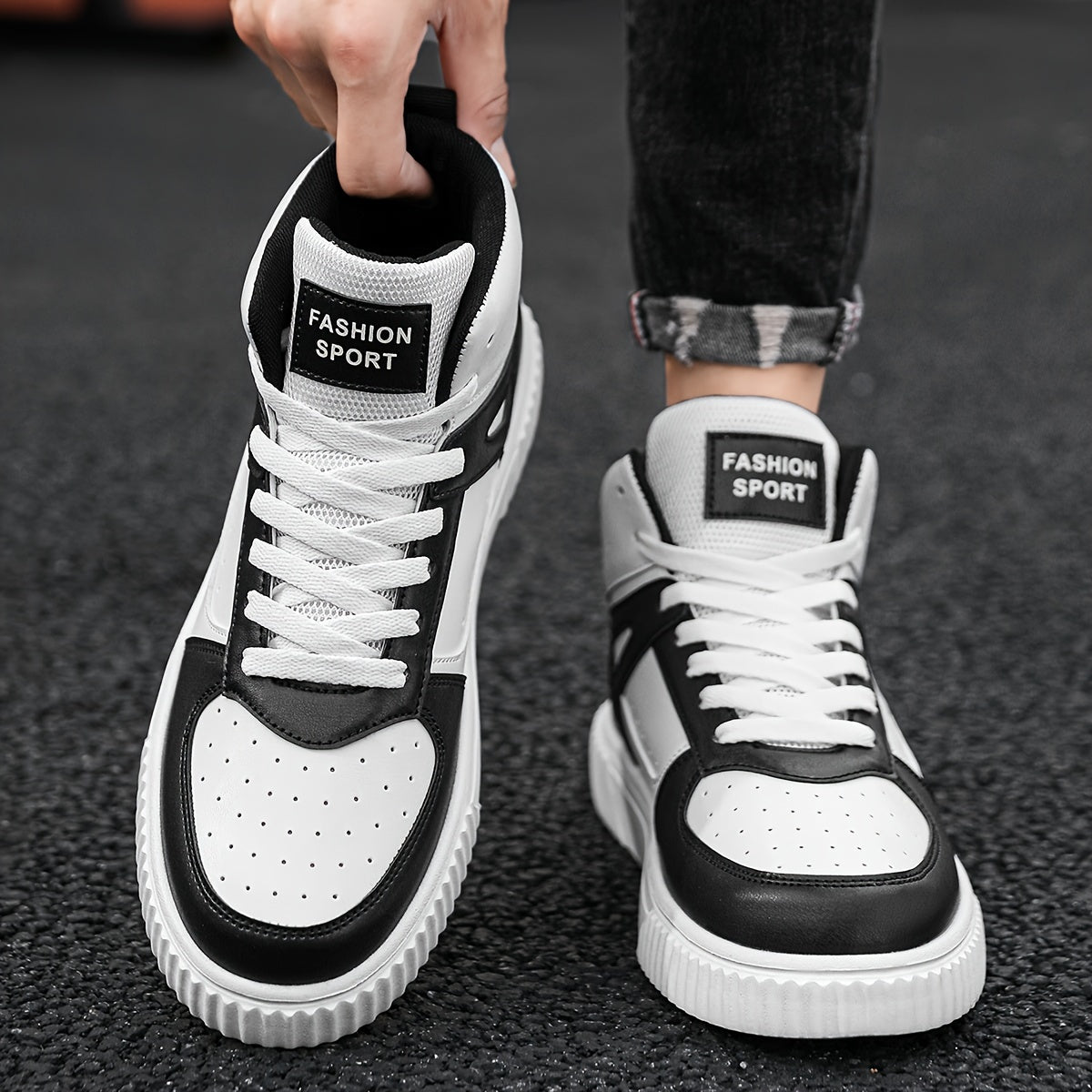 Men's High Top Street Style Skate Shoes Non Slip Lace Up Sneakers