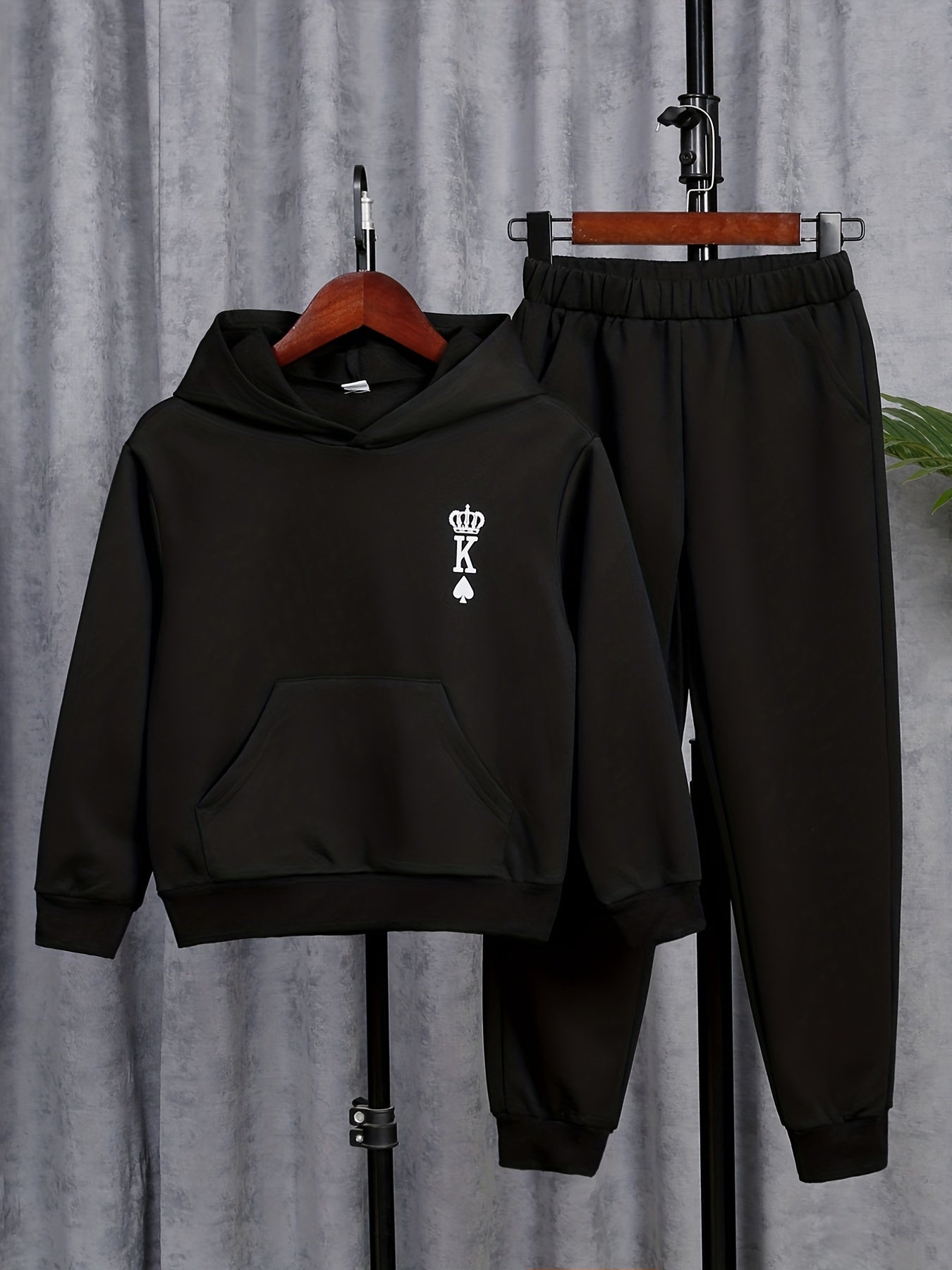 Poker K Pattern Boy's 2pcs Hoodie & Solid Sweatpants Set