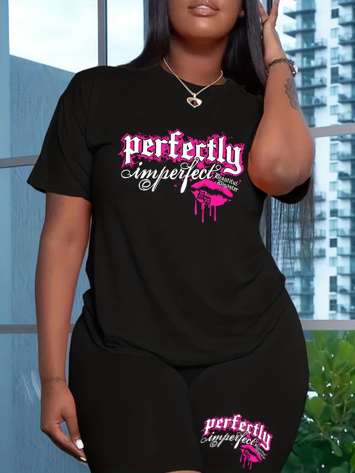 Art Letter Print Tee & Shorts Outfits 2 Piece Set