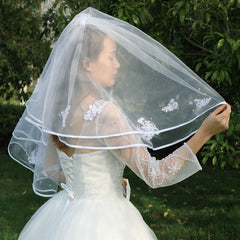 Bridal Wedding Veil With Comb Flower Pattern Mesh Faux Pearl Veil